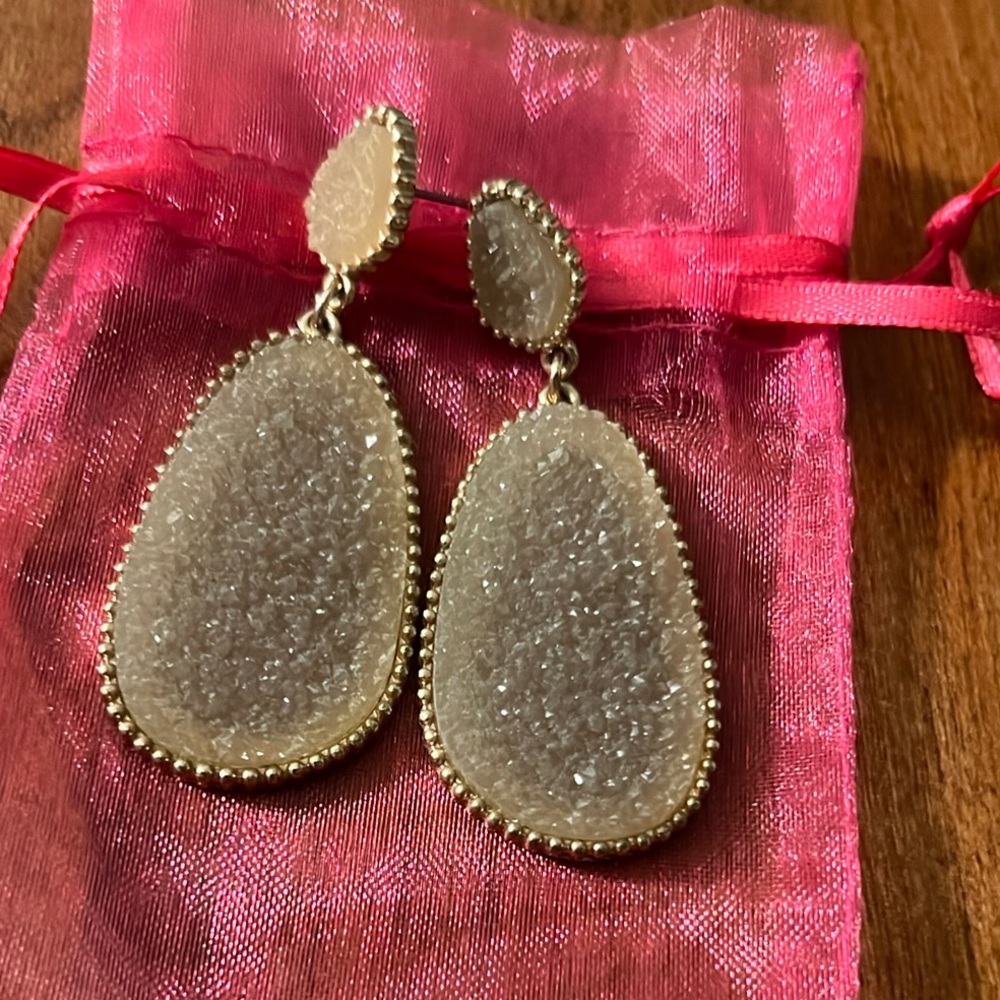 Sugarfix Baublebar druzy light pink earrings